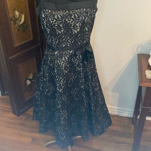 Black lace spaghetti strap with tulled liner